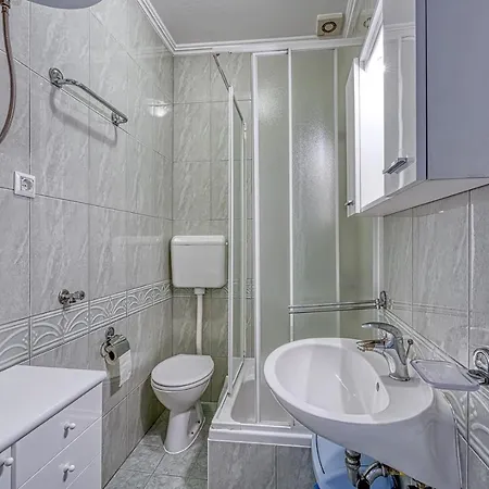House Monte Grande Будинок відпочинку Пула