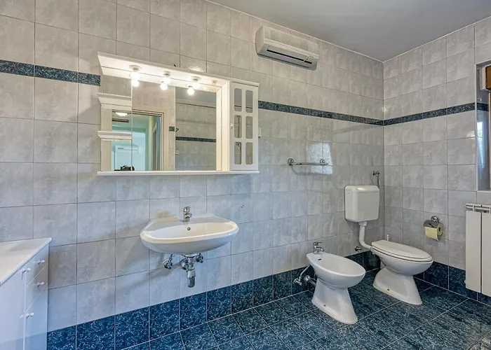 House Monte Grande Пула